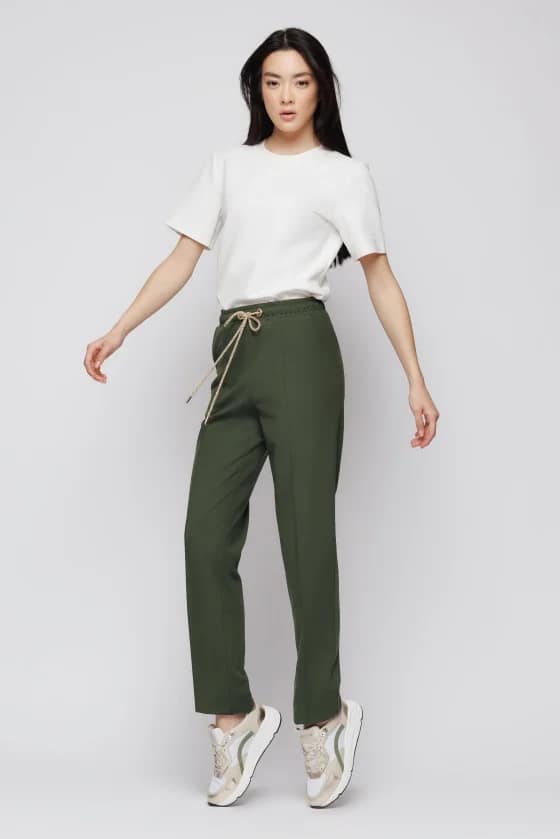 Pantaloni dama jogger