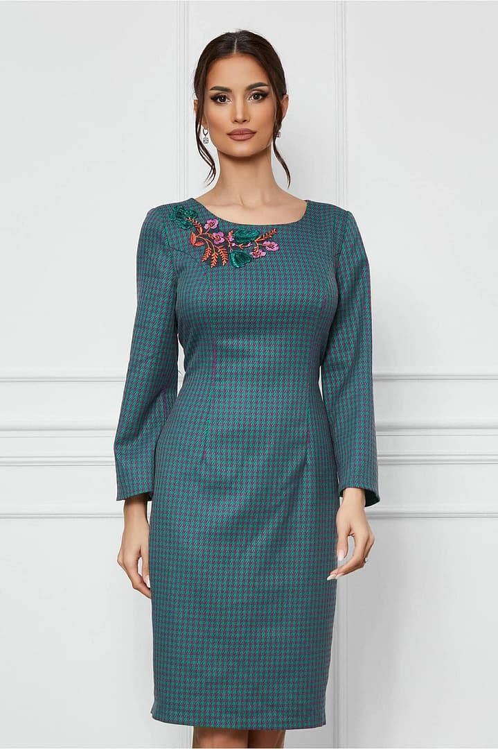Rochie de zi in carouri verde-mov