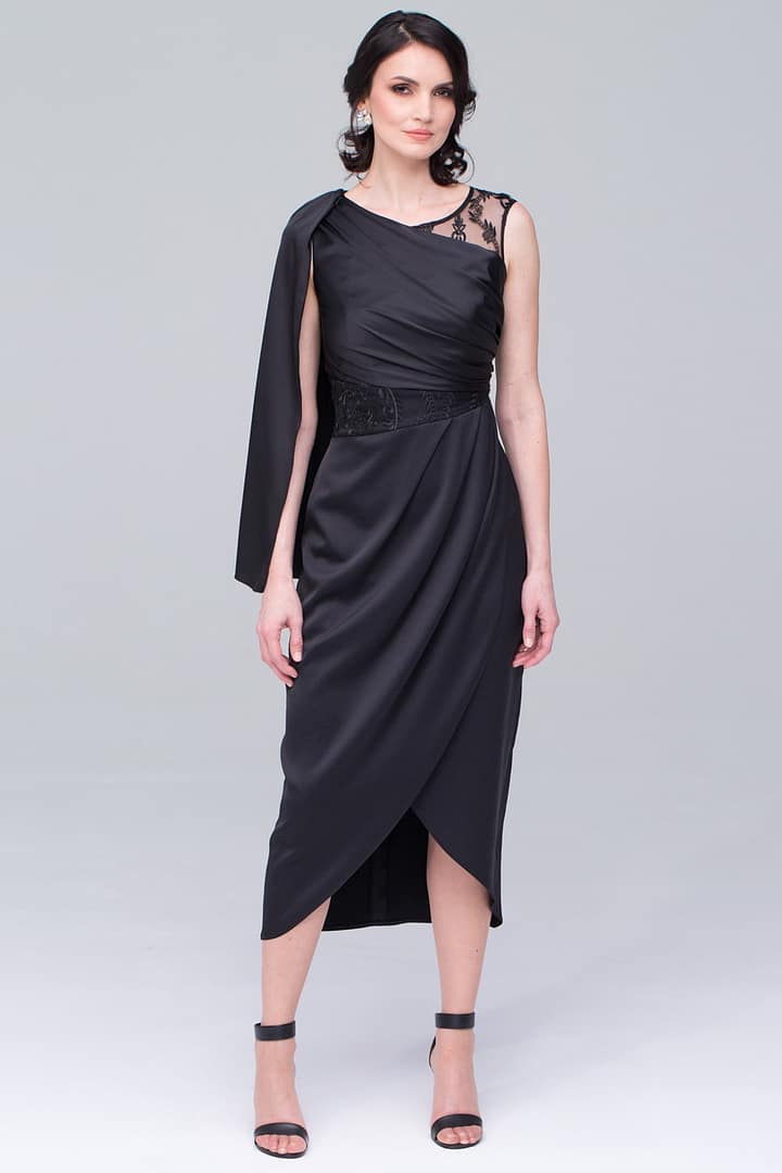 Rochie neagră cu mânecă detașabilă