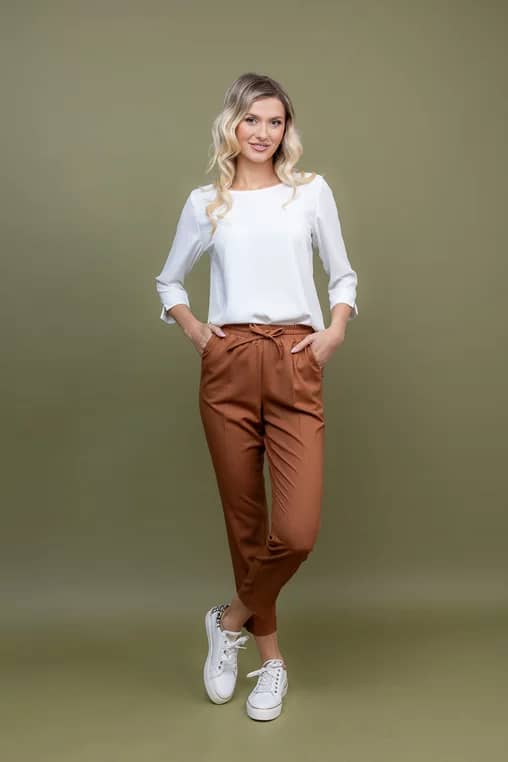 Pantaloni x cape on sale